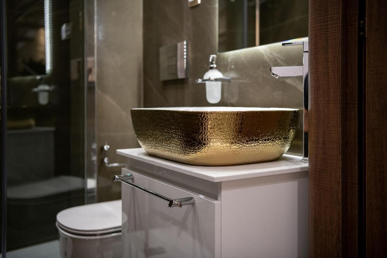 Castello Luxury Residence With Private Jacuzzi خانيا المظهر الخارجي الصورة