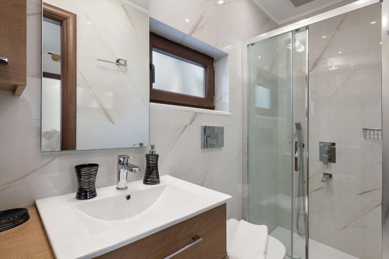 Castello Luxury Residence With Private Jacuzzi خانيا المظهر الخارجي الصورة