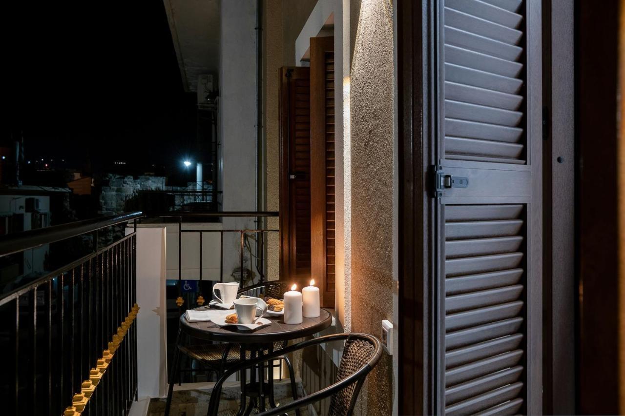 Castello Luxury Residence With Private Jacuzzi خانيا المظهر الخارجي الصورة